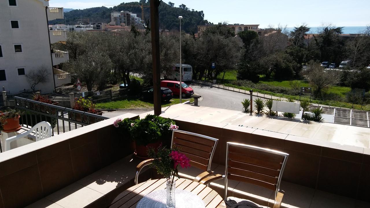 Guest House Villa Castio Petrovac Kültér fotó
