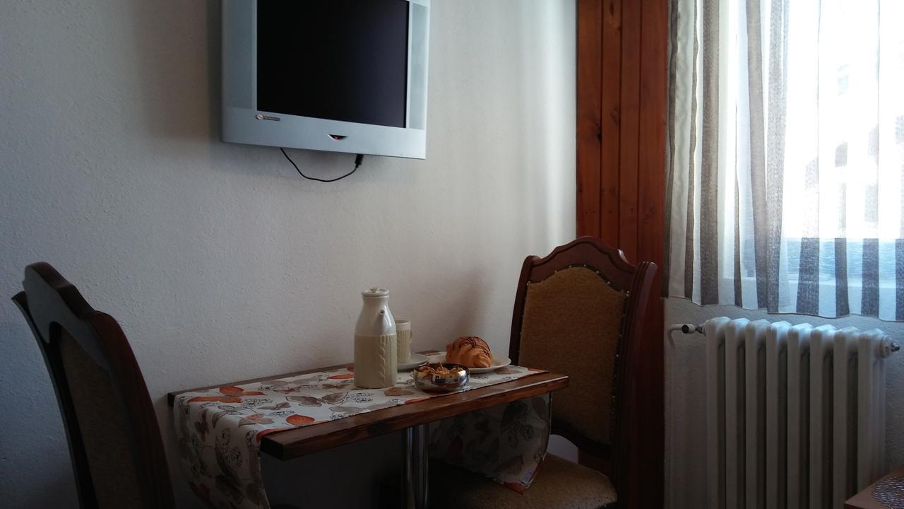 Guest House Villa Castio Petrovac Kültér fotó